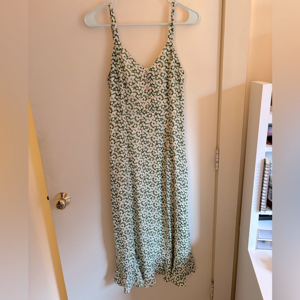 Lulu’s Darling Daisies Floral Print Midi Dress